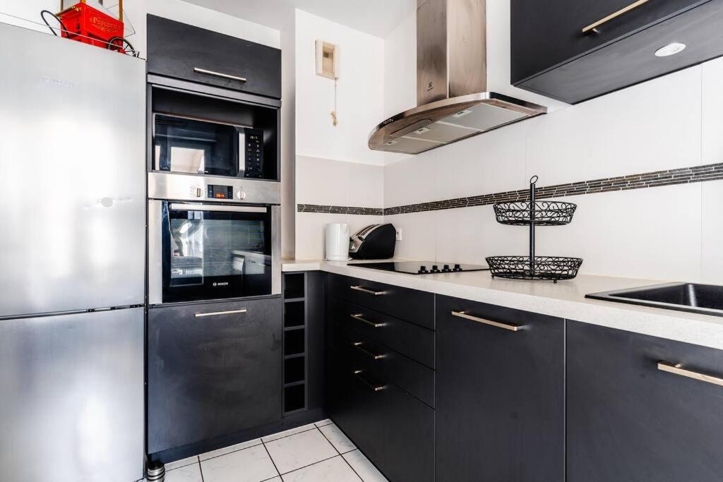 Emplacement Ideal Proche Disney Серрі Екстер'єр фото